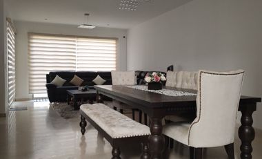 Venta de Casa en Condominio