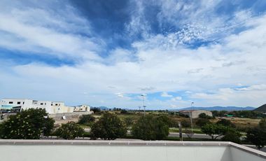 Departamento amueblado en renta con roof garden en Zirándaro, San Miguel de Allende