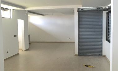 Renta de local comercial en Conocoto, Altos de la Moya – ideal para negocio