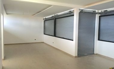 Renta de local comercial en Conocoto, Altos de la Moya – ideal para negocio