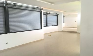 Renta de local comercial en Conocoto, Altos de la Moya – ideal para negocio