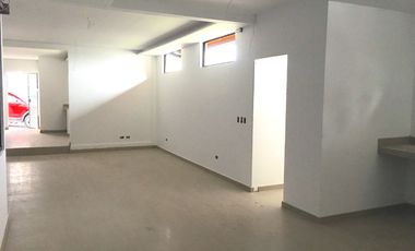 Renta de local comercial en Conocoto, Altos de la Moya – ideal para negocio