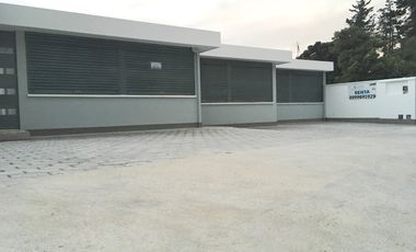 Renta de local comercial en Conocoto, Altos de la Moya – ideal para negocio