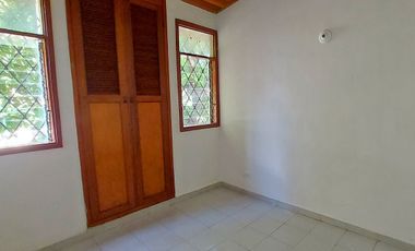 Casa en venta, Conj. Cerrado, Sector Los Olivos, Santa Marta