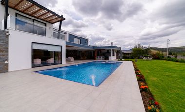 Tarqui, lujo que se vive todos los días ✨🌄