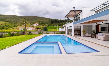 Tarqui, lujo que se vive todos los días ✨🌄