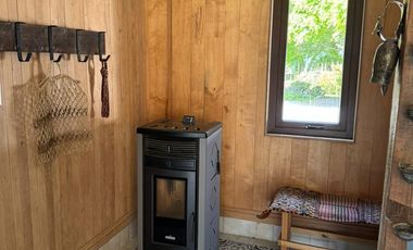 Espectacular casa con orilla de lago, a solo 4,9 km de Puerto Varas