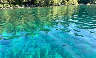 Espectacular casa con orilla de lago, a solo 4,9 km de Puerto Varas