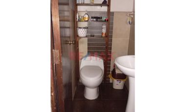 Alquilo Céntrico Departamento En 2Do Piso Para Vivienda O Empresa -220M2 - S/3,000