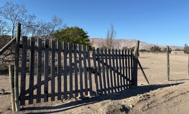 PARCELACION LA MACARENA-INTERIOR PIEDRA COLGADA