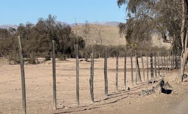 PARCELACION LA MACARENA-INTERIOR PIEDRA COLGADA