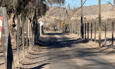 PARCELACION LA MACARENA-INTERIOR PIEDRA COLGADA