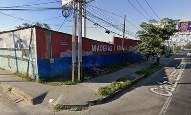 Terreno - Bodega en VENTA / RENTA sobre Calzada Lázaro Cárdenas en ESQUINA