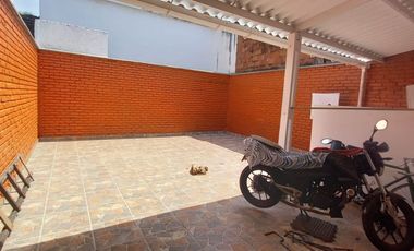 CASA EN ALQUILER TEQUENDAMA