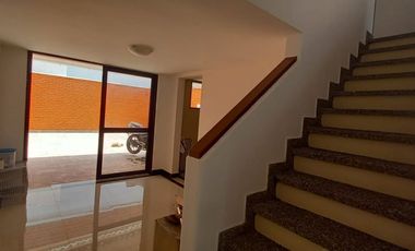 CASA EN ALQUILER TEQUENDAMA