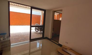 CASA EN ALQUILER TEQUENDAMA