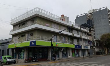 🏠AMPLIO DEPARTAMENTO EN ALQUILER 🏠