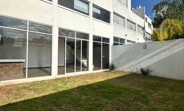 Casa en Monasterio Altozano