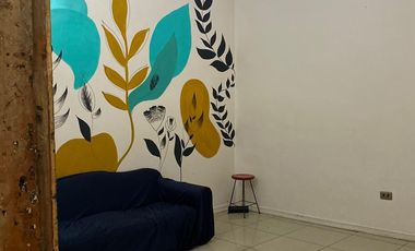 Se arrienda amplia casa a pasos de Av Argentina.