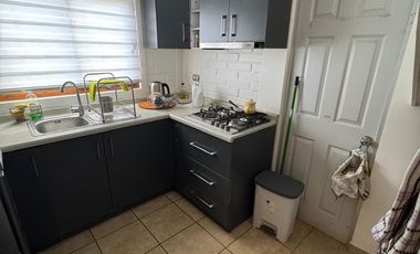 ARRIENDO CASA ESQUINA EN PUERTAS DEL SOL CURAUMA 3D 2B