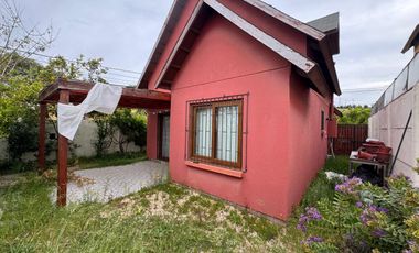 ARRIENDO CASA ESQUINA EN PUERTAS DEL SOL CURAUMA 3D 2B