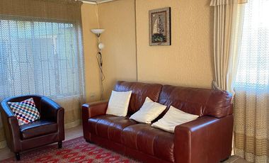 Se vende amplia casa, apta credito hipotecario 7 dormitorios, 10 estacionamientos