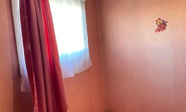 Se vende amplia casa, apta credito hipotecario 7 dormitorios, 10 estacionamientos