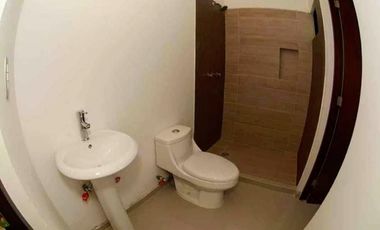 CASA NUEVA EN VENTA  EN FRACC. JARDÍNES DEL SUR,  BOULEVARD BOCA DEL RÍO - PASO DEL TORO VERACRUZ.