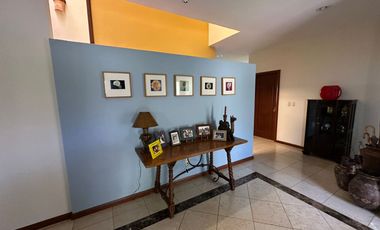 INCREIBLE RESIDENCIA EN VENTA EN EL PALOMAR SECCION BOSQUES