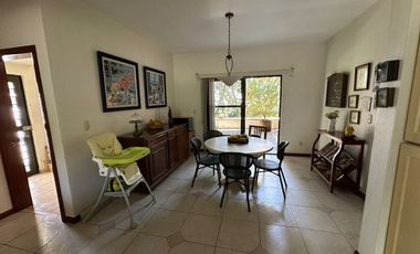INCREIBLE RESIDENCIA EN VENTA EN EL PALOMAR SECCION BOSQUES