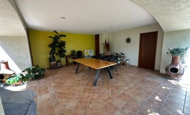 INCREIBLE RESIDENCIA EN VENTA EN EL PALOMAR SECCION BOSQUES