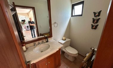 INCREIBLE RESIDENCIA EN VENTA EN EL PALOMAR SECCION BOSQUES