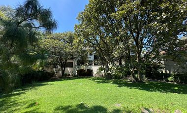 INCREIBLE RESIDENCIA EN VENTA EN EL PALOMAR SECCION BOSQUES