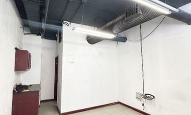 EDIFICIO DE OFICINAS CON EXCELENTE DISTRIBUCION Y UBICACION