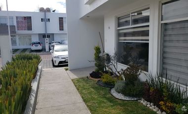 CASA EN RENTA DOS RECAMARAS CON BAÑO CADA UNA CUATLANCINGO