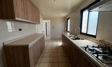 HERMOSA Y GRAN CASA EN VILLA LOS YACIMIENTOS CALAMA