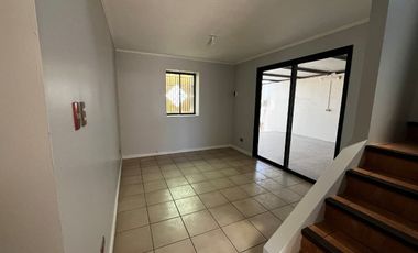 HERMOSA Y GRAN CASA EN VILLA LOS YACIMIENTOS CALAMA