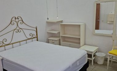 Casa amueblada con alberca y jardín en Lomas de Cuernavaca – 4 recámaras, 4.5 baños