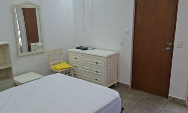 Casa amueblada con alberca y jardín en Lomas de Cuernavaca – 4 recámaras, 4.5 baños