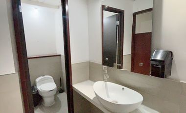 LOCAL 114 DE OFICINAS CON EXCELENTE DISTRIBUCION Y UBICACION