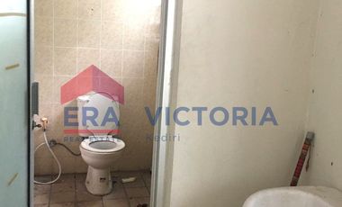 Dijual 2 Ruko di Pusat Kota Nganjuk Dekat Alun-Alun Akses Parkir Luas dan Jalan Lebar