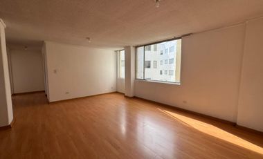 Arriendo departamento sector norte, cerca de Solca