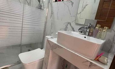 With Swimming Pool Elegant House in Maria Luisa Subdivision