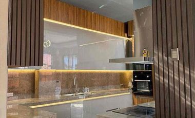 With Swimming Pool Elegant House in Maria Luisa Subdivision