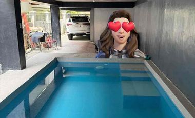 With Swimming Pool Elegant House in Maria Luisa Subdivision