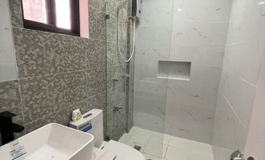 RUSH!! FOR SALE OR LEASE NEWLY BUILT POOL VILLAS IN ANGELES CITY NEAR CLARK AND FIELDS AVENUE