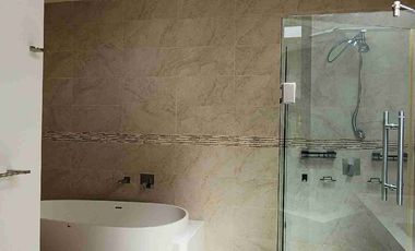 Hermosa casa en renta 3 recamaras excelentes condiciones $19,500.00 inc. mtto.