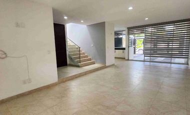 Hermosa casa en renta 3 recamaras excelentes condiciones $19,500.00 inc. mtto.