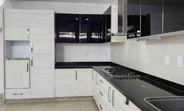 Hermosa casa en renta 3 recamaras excelentes condiciones $19,500.00 inc. mtto.