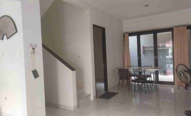 JUAL CEPAT RUMAH  DI CLUSTER MELIA GROVE BINTARO